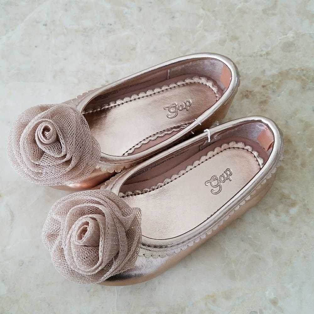 Gap rose/ gold flats
